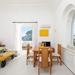 Mariuccia Apartamento Capri
