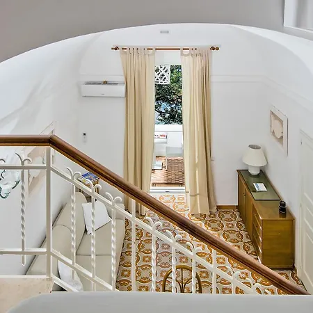 شقة ماريوسيا كابري