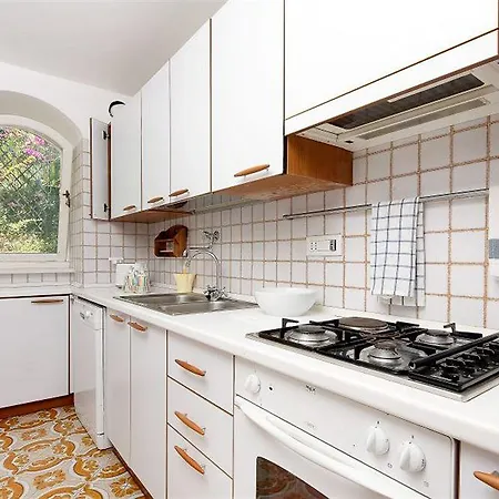 شقة ماريوسيا كابري