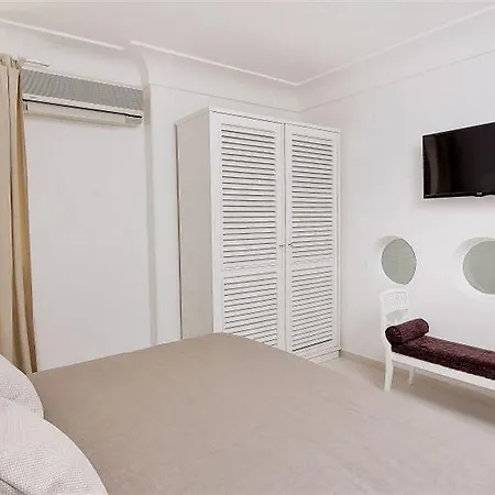 شقة ماريوسيا كابري