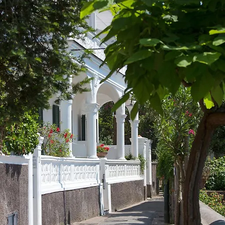 شقة ماريوسيا